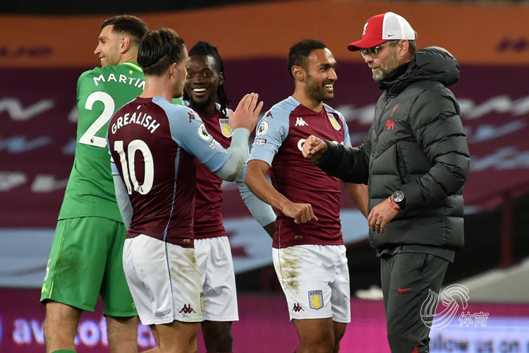 搞笑视频：足坛五大舞蹈排名，第一名猜猜看这是谁？