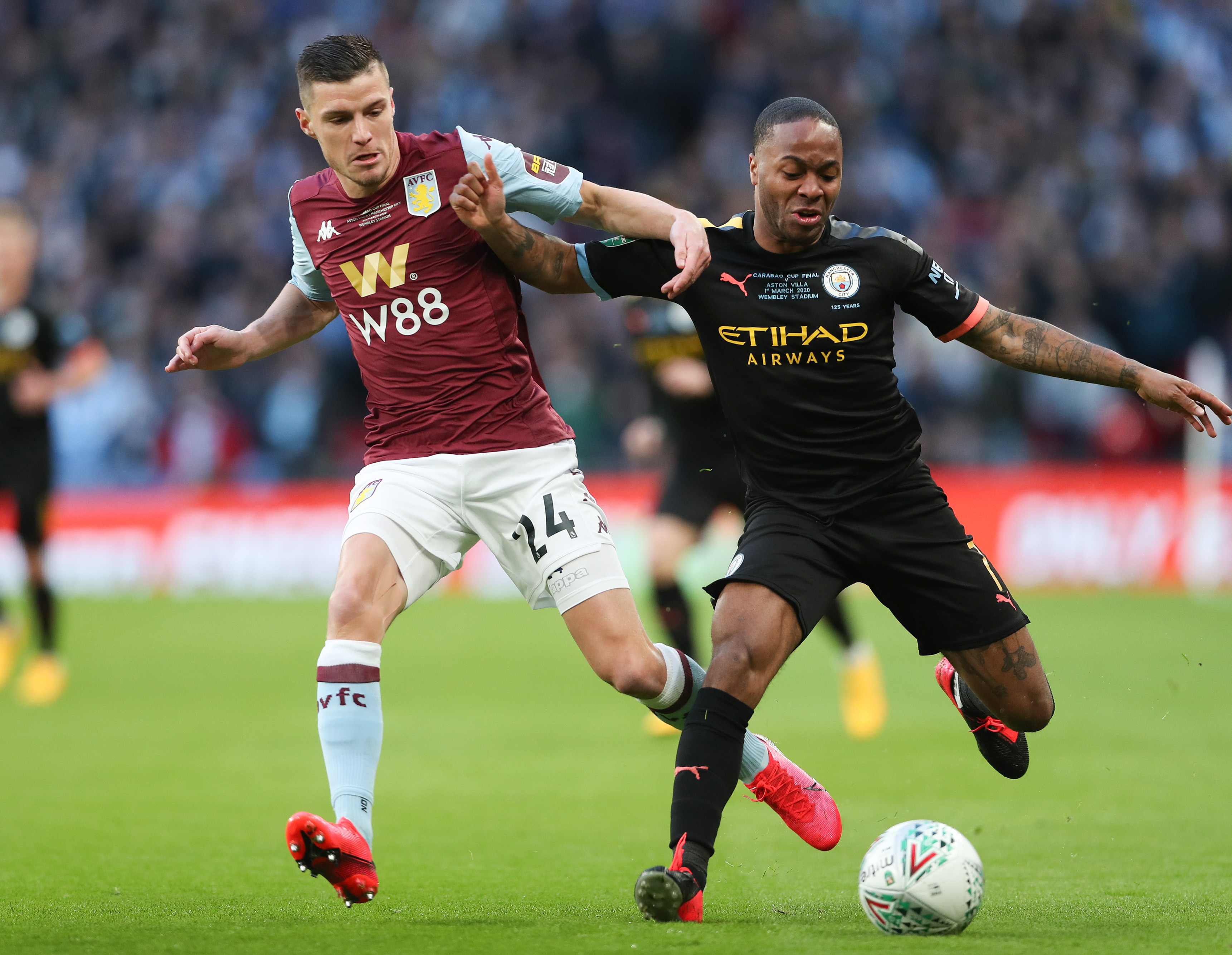 被罚下2人后输球！皇马电视台愤怒：内格雷拉制造的裁判