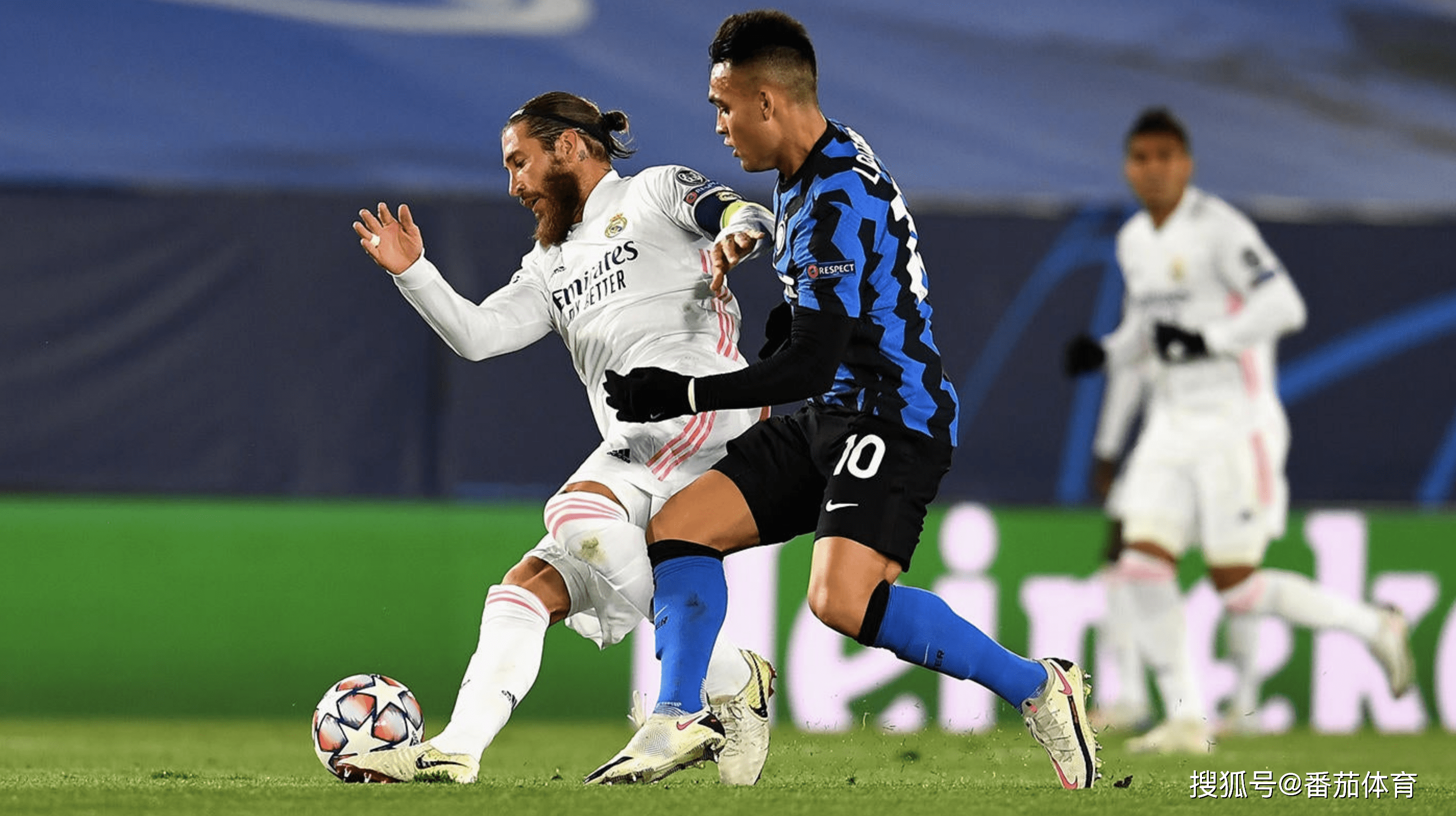 李冰冰三刷新疆滑雪场，明星效应如何引爆冰雪经济？